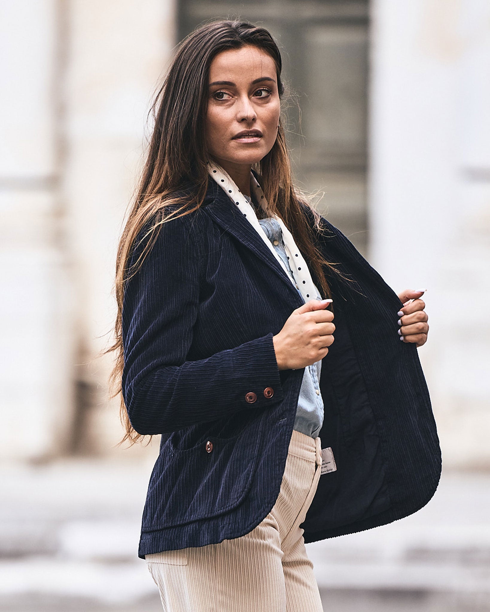 blazer-velluto-donna-121uui-1.jpg Giacca iconica donna in velluto rocciatore – Capalbio Abbigliamento - immagine 1