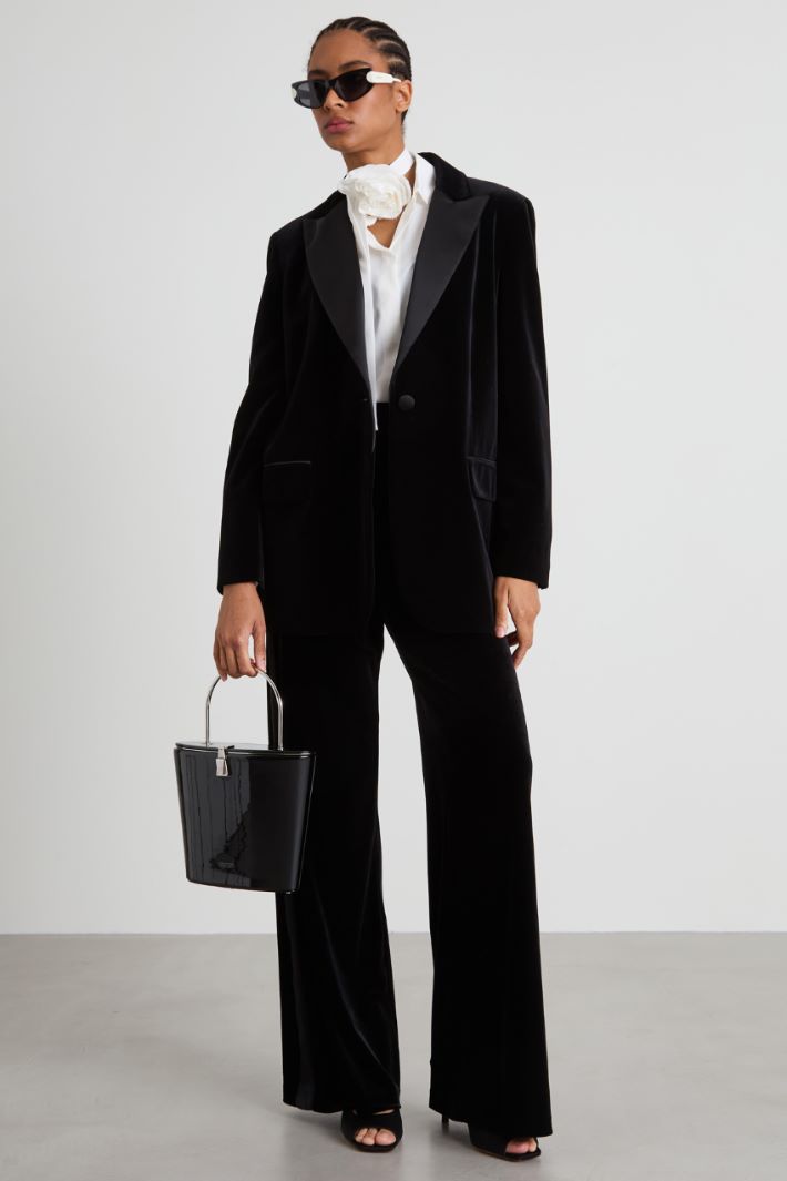 blazer-velluto-donna-434lzz-1.jpg Blazer smoking in velluto NERO - immagine 1