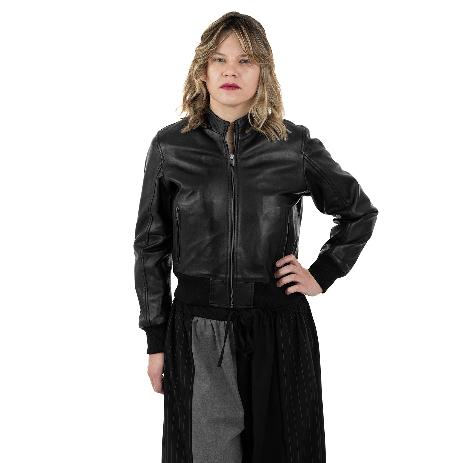 bomber-pelle-donna-889zwu-1.jpg Bomber Giubbotto In Vera Pelle Donna Slim Fit Corto Con Collo in Pelle - immagine 1
