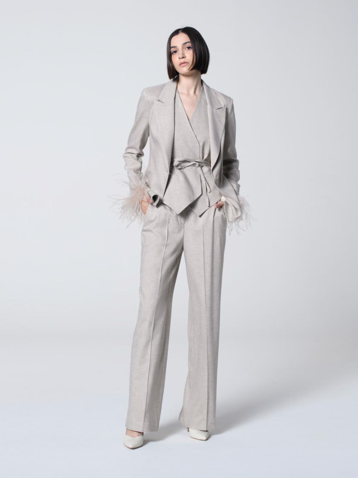 completo-donna-giacca-e-pantalone-579eyy-1.jpg Tailleur Donna Cerimonia Completi Giacche E Pantaloni Pantaloni Tailleur Da Donna Cerimonia Tailleur Pantalone Completi Eleganti Da Donna Giacca Completi Pantaloni Eleganti Cerimonia Tailleur Completi - immagine 1