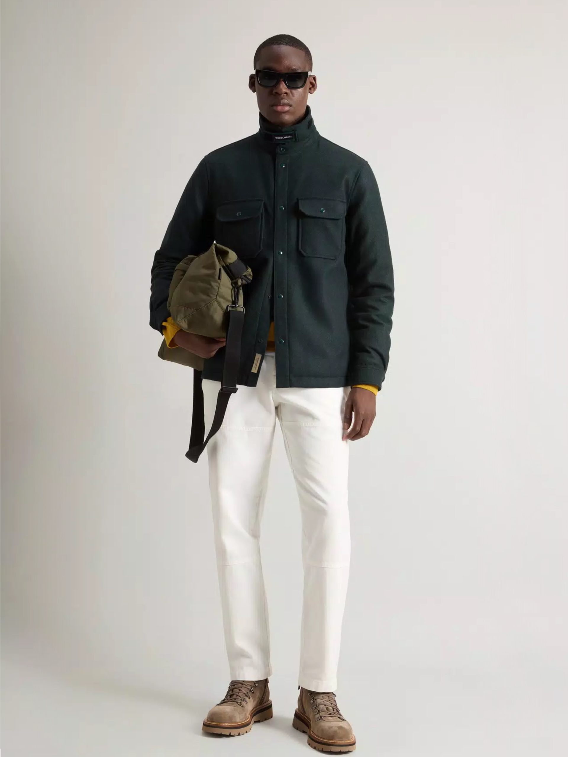 giacca-camicia-uomo-583vih-1.jpg Giacca Camicia Imbottita Verde Alaskan Woolrich Uomo 31 Corso Porta Luce - immagine 1