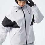 Giacca da neve isolante da donna grigio chiaro stile retrò alpino con blocchi di colore.