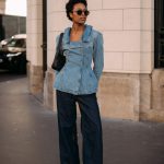 Giacca di jeans primavera 2026: come abbinarla (look)