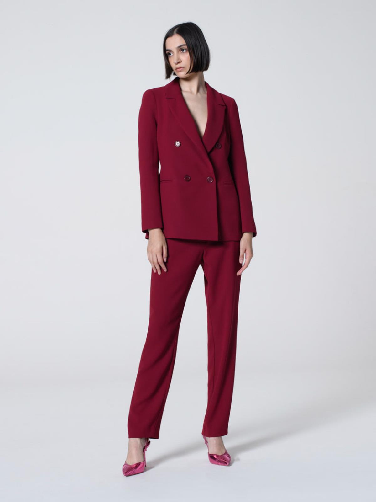 giacca-e-pantalone-donna-205mmz-1.jpg Completo donna in crepe con giacca doppio petto e pantalone dritto - immagine 1