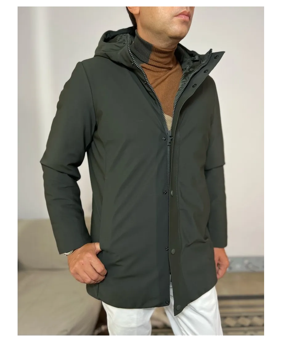 giacca-invernale-874mgl.webp Giacca Invernale Uomo con Cappuccio in Tessuto Tecnico, Verde Scuro Giubbotti uomo invernali, parka Gogolfun.it - immagine 1