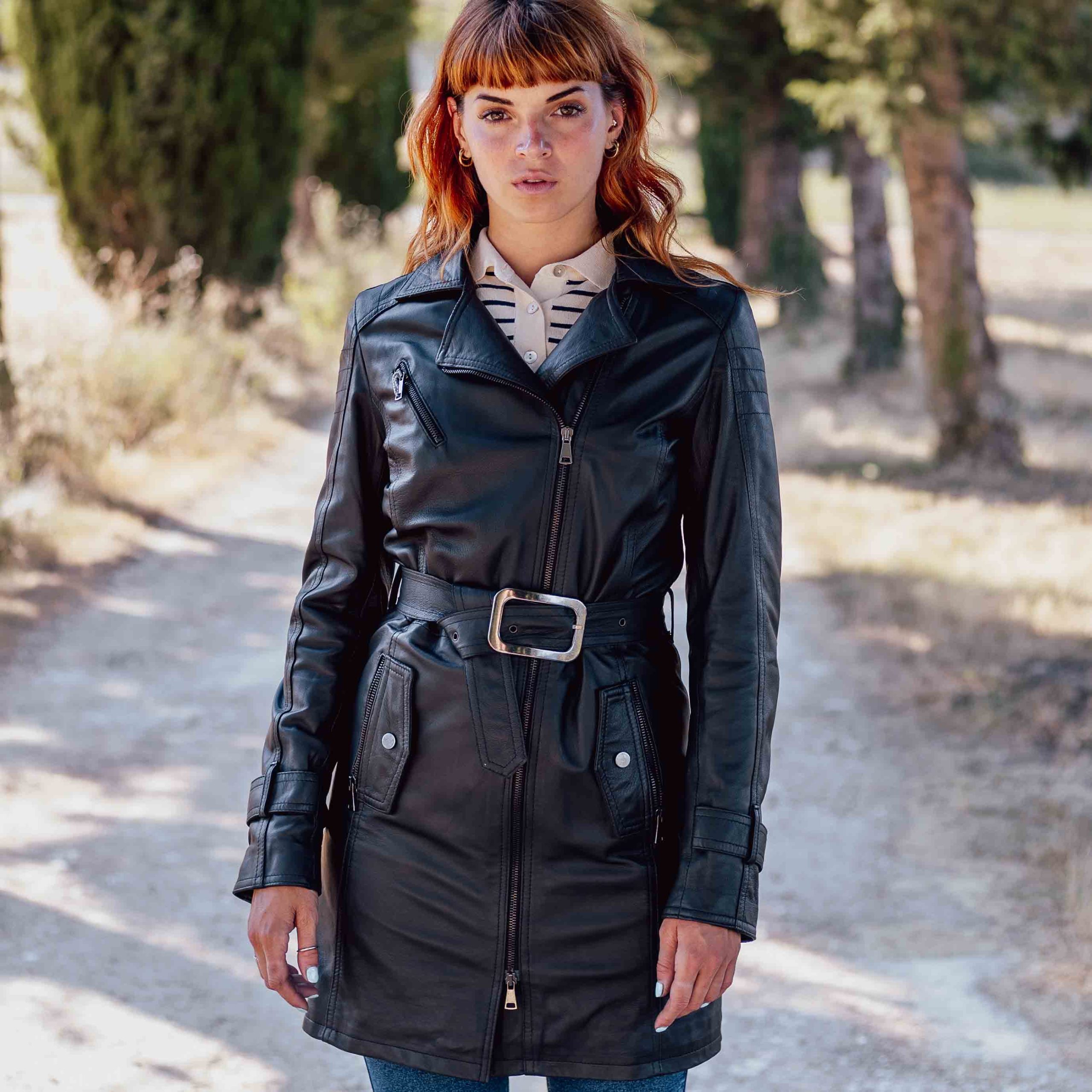 giacca-nera-donna-016xew-1.jpg Giacca lunga da donna in pelle nera Nero / 38 - immagine 1
