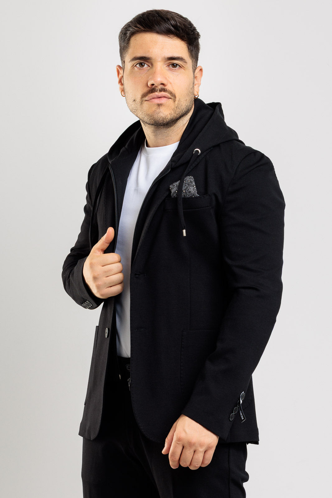 giacca-uomo-casual-936mji-1.jpg GIACCA UOMO CASUAL BLAZER CON CAPPUCCIO PUNTO MILANO SARTORIALE - immagine 1