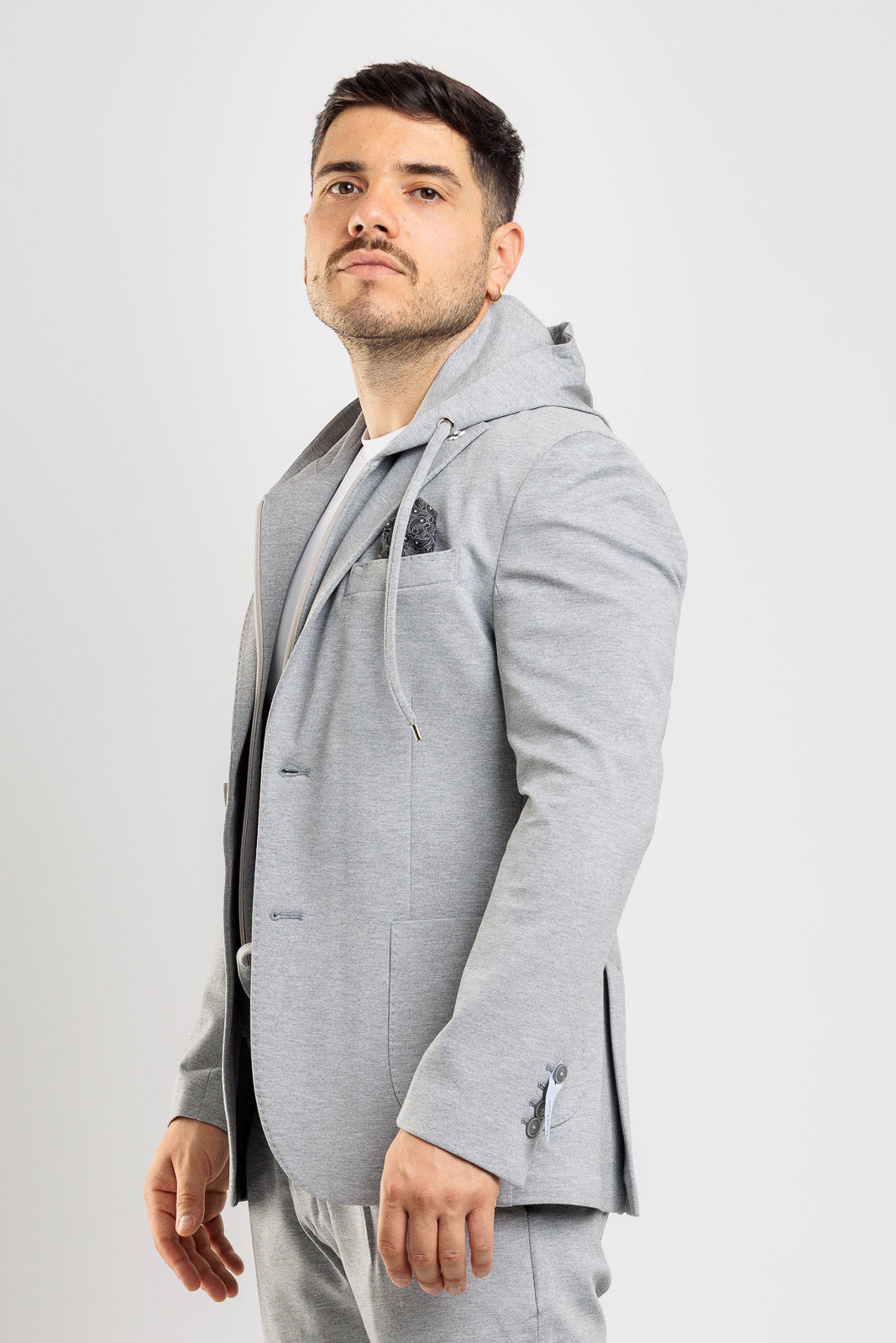 giacca-uomo-elegante-211ivy-1.jpg GIACCA UOMO CASUAL BLAZER CON CAPPUCCIO PUNTO MILANO SARTORIALE - immagine 1