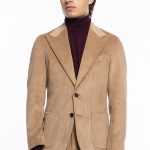 Giacca uomo monopetto beige in velluto a costine strette Rever a lancia tasche a toppe Carillo Moda | Abbigliamento uomo e donna, scarpe e accessori
