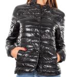 Piumino donna online 100 grammi corto leggero