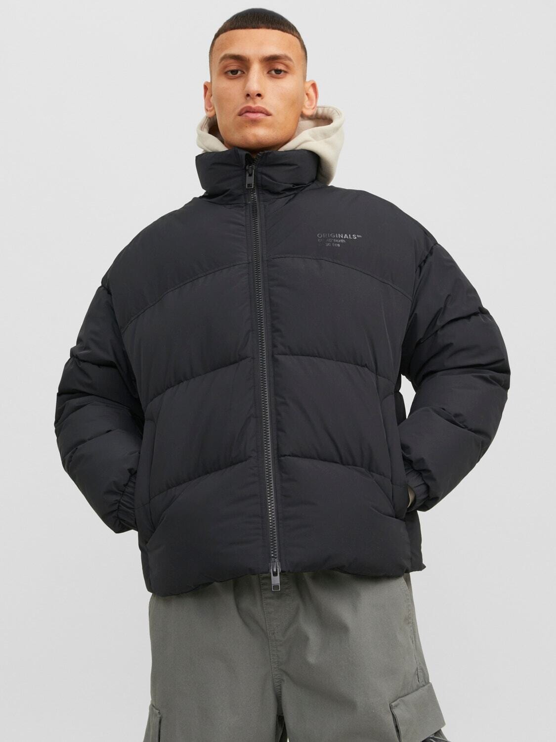 giubbotto-bomber-uomo-573yhd-1.jpg Giubbotto Bomber Giacca Uomo Con Cappuccio Bomber Con Cappuccio Taglie Forti Giubbotto Bomber Uomo In Piumino - immagine 1