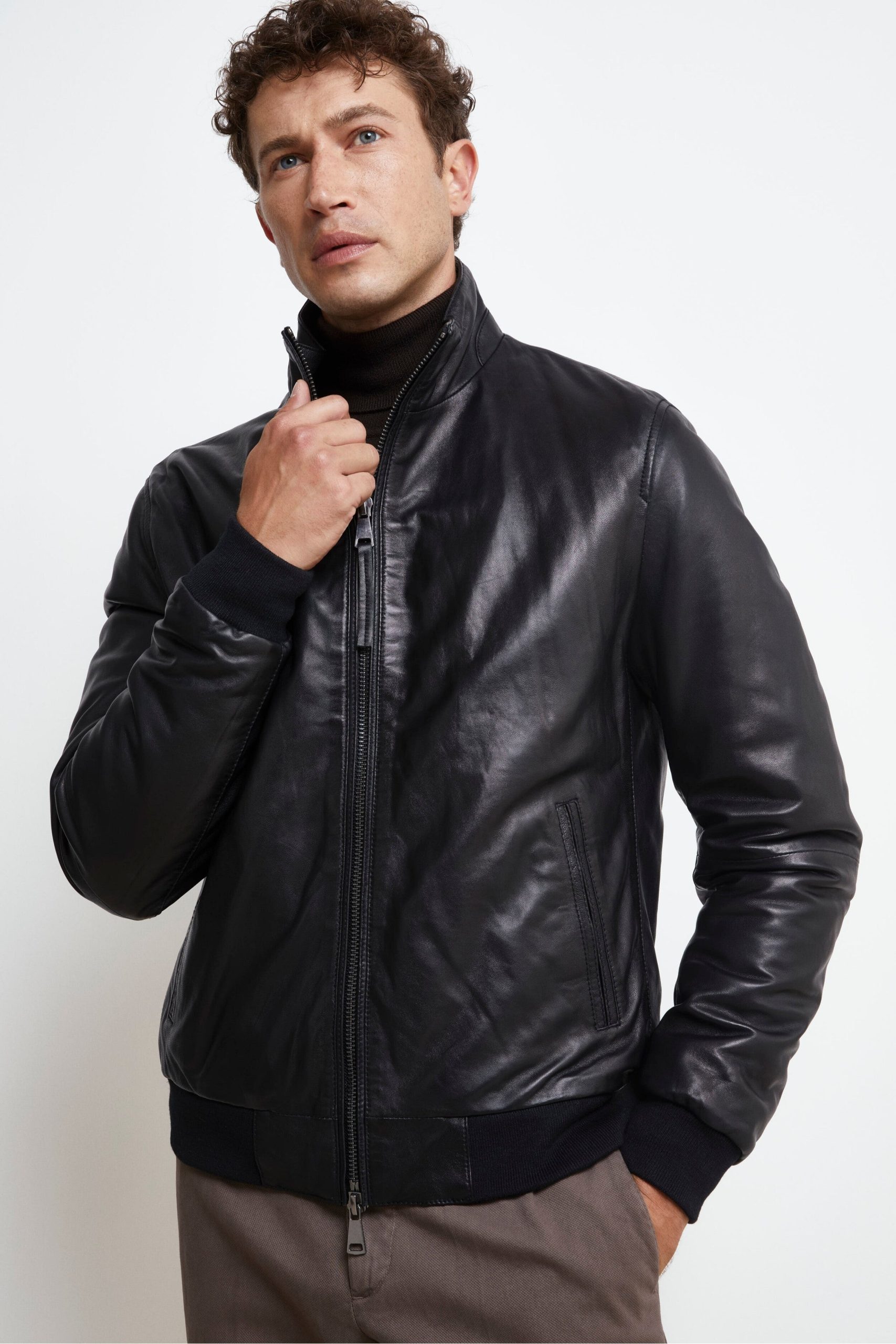 giubbotto-pelle-280tbg-1.jpg Giubbotto di Pelle con Zip NERO 48 - immagine 1